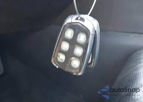 2015 Cadillac Escalade Luxury z USA, uszkodzony, nr VIN 1GYS4MKJ9FR531500